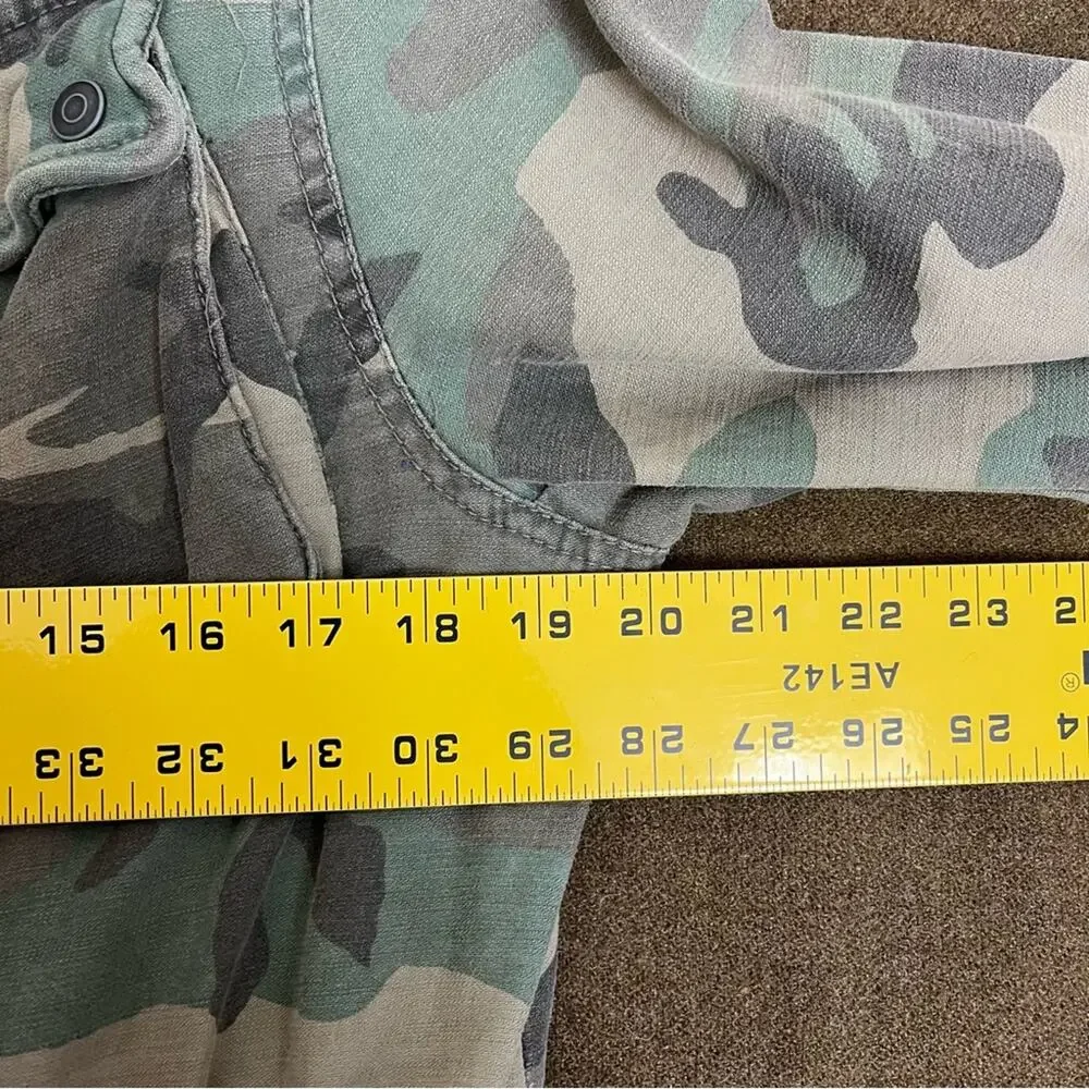 Free People Jacket Women's Size Small Military Camo Utility Multi-pocket Combat